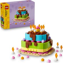 LEGO® Doğum Günü Pastası 40815 – 7 Yaş ve Üzeri Kız ve Erkek Çocuklar için Mum İçeren Dekoratif Oyuncak Yapım Seti (219 Parça)
