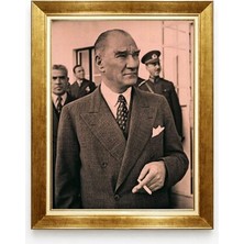 Atatürk Karizmatik Poz Siyah Beyaz Nostaljik Tablo Altın Çerçeveli