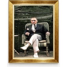 Atatürk Hasır Koltukta Dinlenirken Kanvas Tablo - Altın Çerçeveli Karizmatik Portre