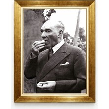 Atatürk Nostaljik Siyah Beyaz Fotoğraf Çerçeveli Tablo - Giyense Tarihi Atatürk Kanvas Tablo