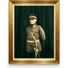 Atatürk Mareşal Üniformalı Tam Boy Tablo - Başkomutan Temalı Lüks Tablo