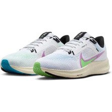 Nike Air Zoom Pegasus 40 - Spor Ayakkabısı | (Dar Kalıp 1 Beden Büyük Almanızı Öneriyoruz)