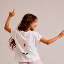 Ozzy Kids Kız Çocuk Arkası Çiçek Nakışlı Tişört