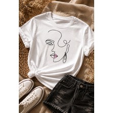 Gmt Ambalaj Minimalist Çizgisel Kadın Yüzü Baskılı Beyaz T-Shirt
