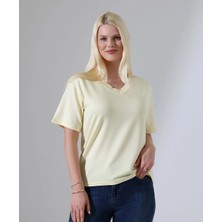 Mega Life V Yaka Kristal T-Shirt
