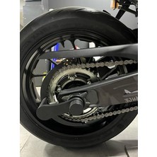 Yamaha Mt-07 ve R7 Için Zincir Koruma Aparatı, Mat Siyah, Plastik, Kolay Montaj