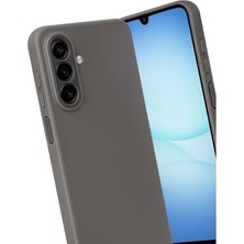 Galaxy A17 5g ile Uyumlu Kılıf Deri Görünümlü Thermax Silikon Kılıf Kamera Korumalı Kompakt Tasarım Galaxy A17 5g Için Deri Görünüm Kapak Gri