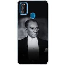 TechTree Samsung Galaxy M30S/M21 Uyumlu Zarafet ve Asalet: Atatürk Smokinli Baskılı Silikon Kılıf