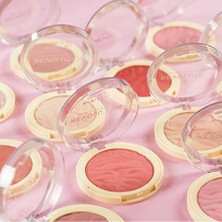 Revolution Beauty London Reloaded Şeffaf Kadife Rose Kiss Allık