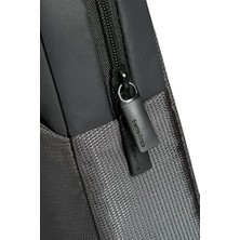 16N-09-002 Qibyte Notebook El Çantası, 15.6",