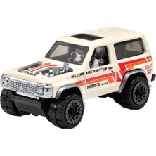 1:64 Tekli Arabalar 2023 020/250 J- Patrol Custom 5785-HKG23