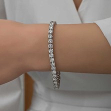 Katre46 Gümüş 4 mm Beyaz Taşlı Su Yolu Kadın Bileklik