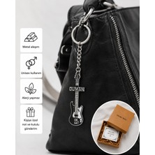 Herşey Nota Duman Gitar Tasarımlı Unisex Anahtarlık – Metal Görünümlü Çanta ve Anahtar Aksesuarı