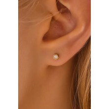 Moom Mücevherat 14 Ayar Altın Vidalı Geometrik Tektaş Tragus Küpe
