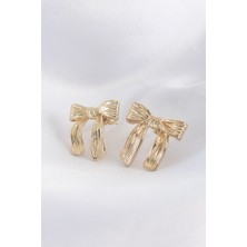 Pirinç Gold Renk Çizgi Detay Fiyonk Küpe 5886