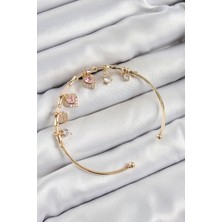 Solenya Pirinç Zirkon Taşlı Pembe Kalp Model Gold Renk Charm Bileklik