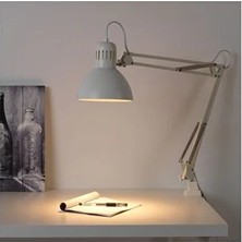 Ayarlanabilir Beyaz Çalışma Lambası, 17 cm Abajur Çapı, Kol ve Başlık Ayarlı