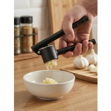 Empressco Viyahome Chef Star Lüks Döküm Siyah Sarımsak Ezici ve Öğütücü - Ergonomik Saplı Dayanıklı Mutfak Gereci - Fiyatı, Yorumları