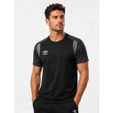 Umbro Plus Training Erkek Siyah Antrenman Spor Tişörtü TF0437