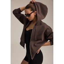 Urban Beat Torce Kadın Önü Kesikli Metal Fermuarlı Kapüşonlu Etiket Detaylı Oversize Kahverengi Sweatshirt