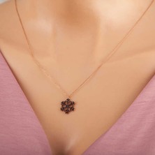 Avensyy 925 Ayar Gümüş Rose Siyah Taşlı Kar Tanesi Kadın Kolye
