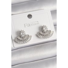 Alkasaz Pirinç Gümüş Renk Zirkon Taşlı Yelpaze Model Kadın Küpe 5886 - ALKHBY1671-7739
