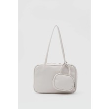 Shule Bags Choker Charmlı Omuz Çantası Krem