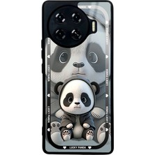 Spoyi Tecno Spark 20 Pro Plus White Lucky Panda Tasarımlı Glossy Telefon Kılıfı