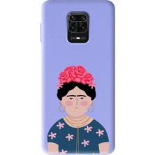 Spoyi Xiaomi Redmi Note 9 Pro 9s Frida Kahlo Portre Tasarımlı Lila Lansman Telefon Kılıfı