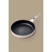 Gigilli Cristel Titanyum Tava 28 cm Krem