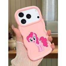 Ucuc iPhone 17 Pro Uyumlu Pembe Silikon Kılıf Kamera Korumalı Darbe Emici Tasarım Şık Baskı Kılıf