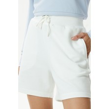 Lacoste Women's Loose Fit Cotton Shorts Kadın Bol Kesim Pamuk Şort Beyaz