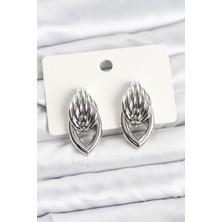 Onba Pirinç Gümüş Renk Sarmal Damla Model Vintage Kadın Küpe 5886 - OB4604-8651
