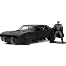 Jada, 253213008, Batmobile Oyuncak Araba, Figürlü ve 1:32 Ölçekli, Açılabilir Parçalar, Lisanslı Die-Cast (Metal), Batmobile Car