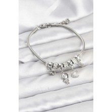 Onba Pirinç Gümüş Renk Uzay Tema Charmlı Kadın Bileklik 5886 - OB4573-1696
