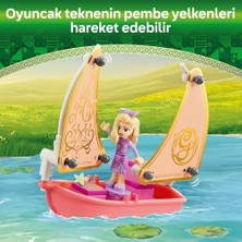 Tech Butiq Wicked Glinda, Elphaba ve Nessarose, Shiz Üniversitesi’nde 75681-7 Yaş ve Üzeri Çocuklar Için Oyuncak Tekne Içeren Bebek Evi Oyun Seti (304 Parça)