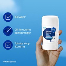 Tech Butiq Kadın Stick Deodorant Derma Control Defend 50 Ml, Tahrişe Karşı Koruma, Alkolsüz, 72 Saat Anti-Perspirant Koruma,çiçeksi Koku,hyaluronik Asit, Pro Vitamin B5 (3 Paketi)