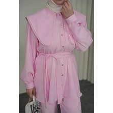 Neşeli Butik Kadın Pembe Geniş Kesim Yaka Detaylı Kuşaklı Ikili Tesettür Takım NBVQ3148