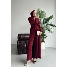 Neşeli Butik Kadın Bordo Degaje Yaka Kuşaklı Sandy Kumaş Tesettür Tulum NMS089