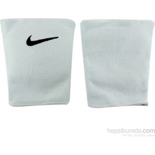A.Nike Nike Essential Beyaz Dizlik M/L Modeli ile Volleyball İçin Koruyucu Özellik