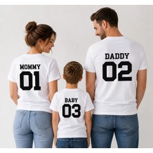 Shain Kişiye Özel Isim ve Numara Baskılı Beyaz Anne Baba Çocuk Kombin Tişört T-Shirt