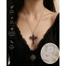 Herşey Nota Kırmızı Kelebek Detaylı Gotik Haç Kolye – Unisex Vintage Stil Zincir Kolye