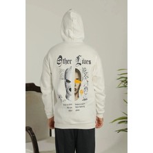 Kapşonlu Sweatshirt – Oversize “other Lives” Ön  Arka Baskılı,- Beyaz