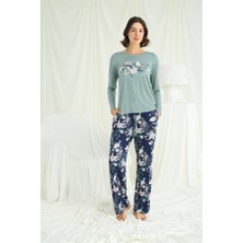 Meks Çiçek ve Yaprak Desenli Baskılı Pijama Takımı