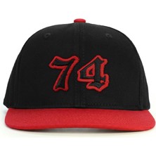 74 Numara Snapback Şapka