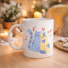 Erdo Ticaret Buğz Sevimli Aşık Kediler Desenli Porselen Kupa Model 42 – Love Cats Tasarım Sevgiliye Hediye, Kahve & Çay Kupası