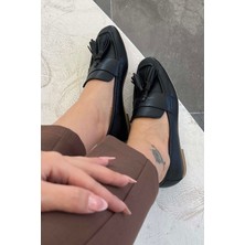 Akbir Holly Kadın Püsküllü Hakiki Deri Loafer Ayakkabı Siyah
