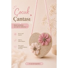 Selvira Kız Çocuk Kalp Hasır Model Çanta Çiçek Detaylı Omuz Askılı Mini Çocuk Çantası 12X12 cm