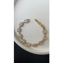 Liva Accessories Altın Kaplama Kararmayan Anti-Alerjik Boydan Boya Kare Taşlı Bileklik-Altın Renkli