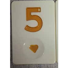 Eser Okey Taşı Sarı 5 Kremsi Renk ile Oyun Takımı Parçası Standart Boyutlarda